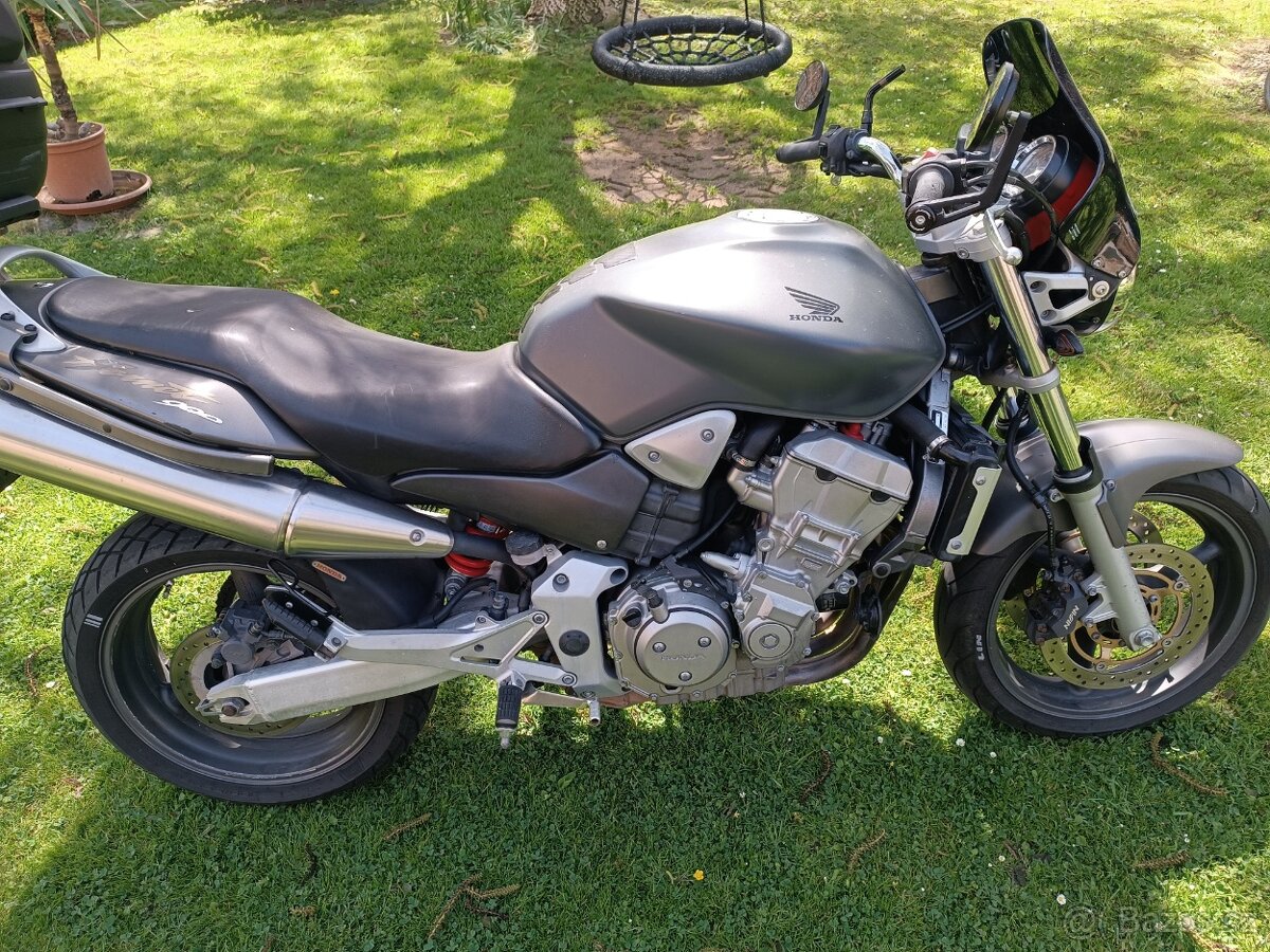 Honda Hornet 900
