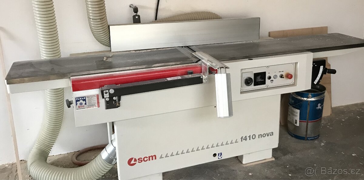 Srovnávačka SCM F410