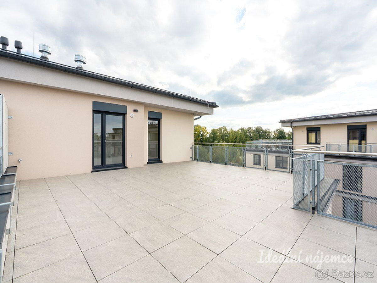 Pronájem bytu 3+kk, Augustina Lukeše, Brandýs nad Labem, 279