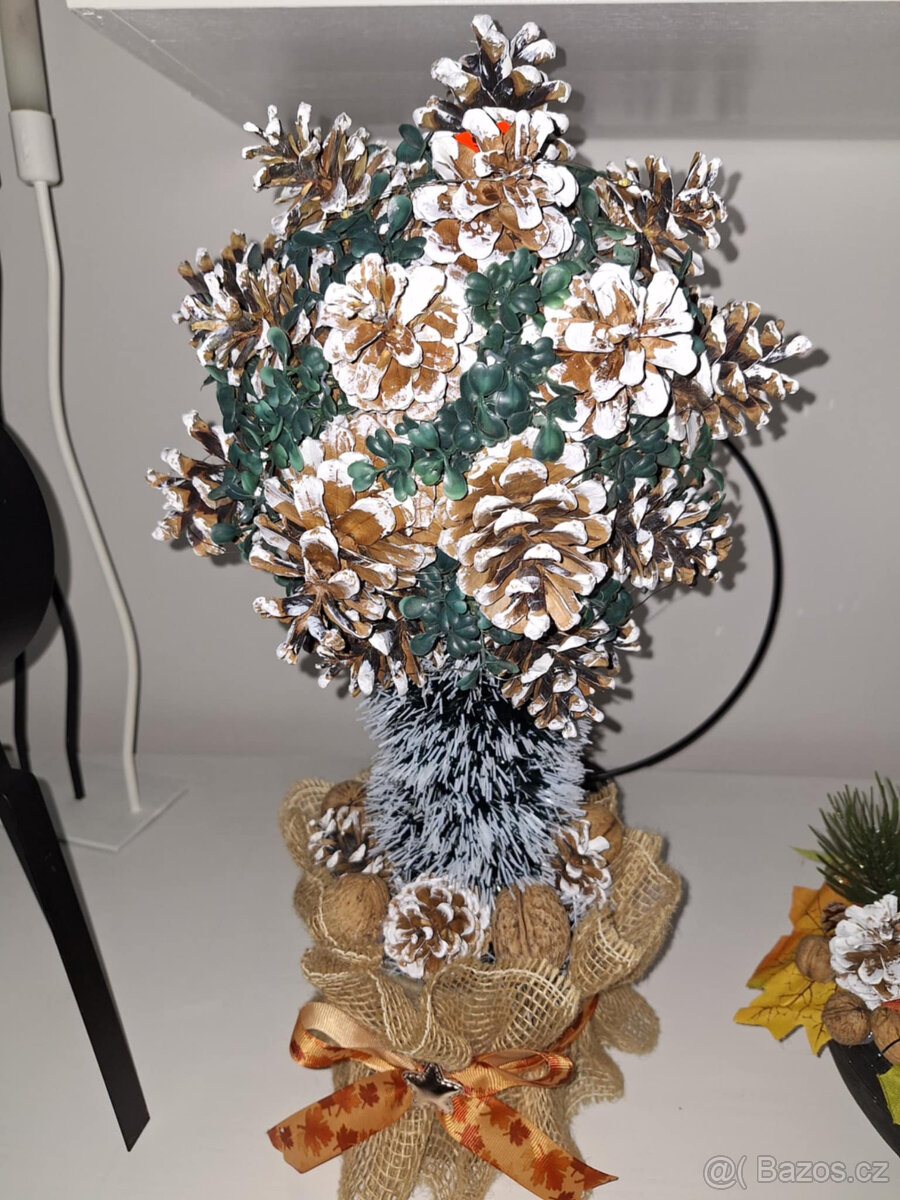 Vánoční květináč