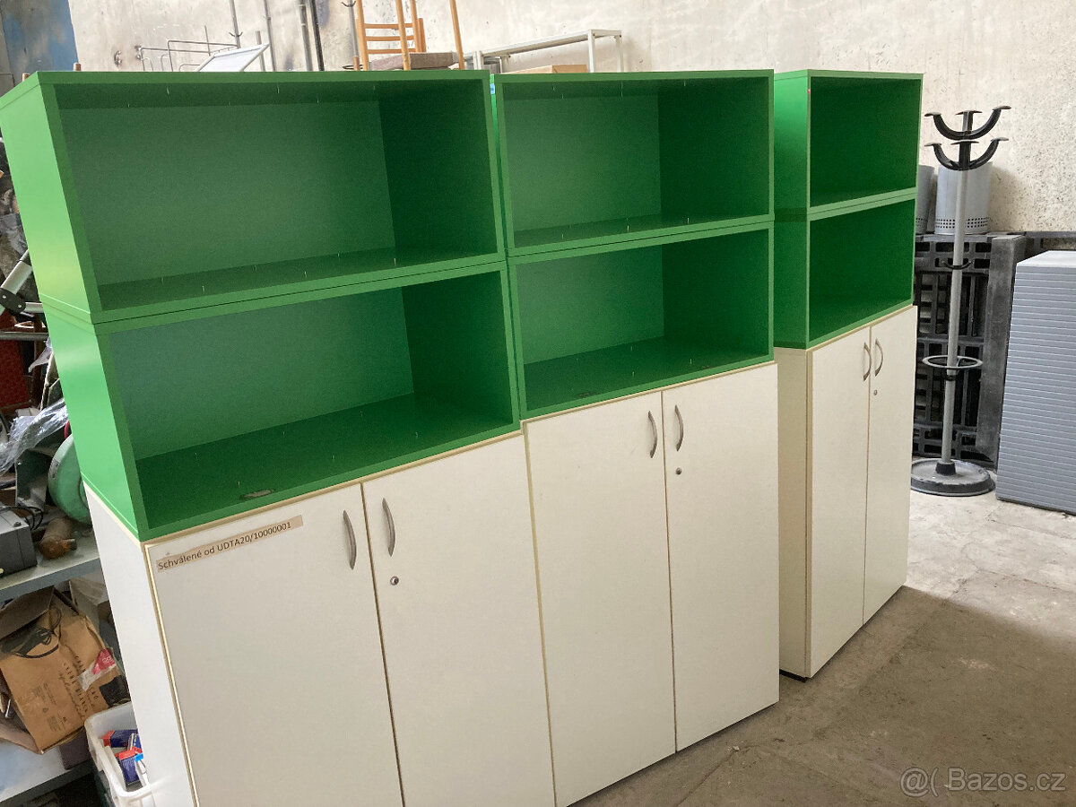 Skříň, skříňka kombinovaná se zámkem, knihovna 1.000 kč