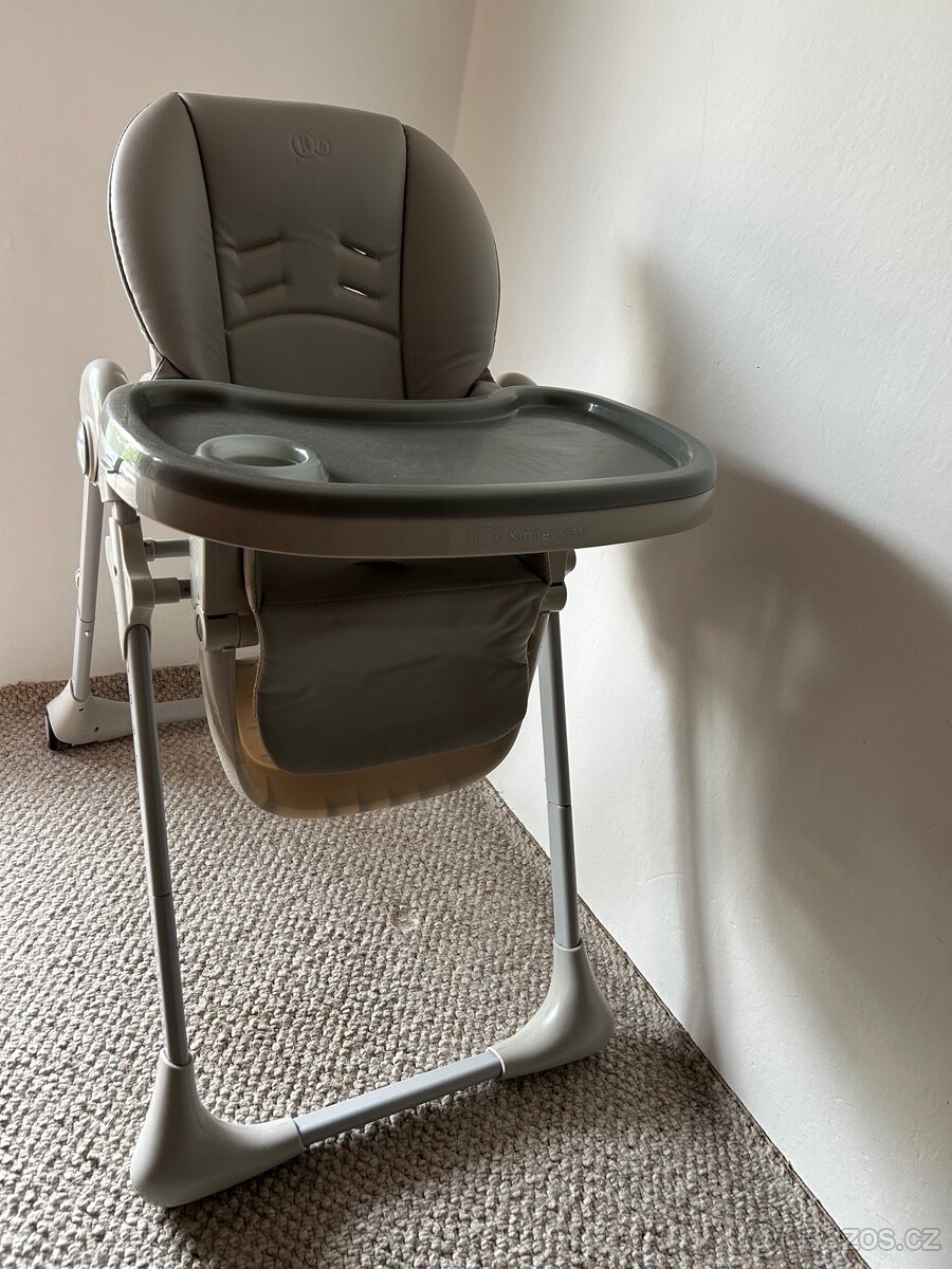 Dětská jídelní židlička