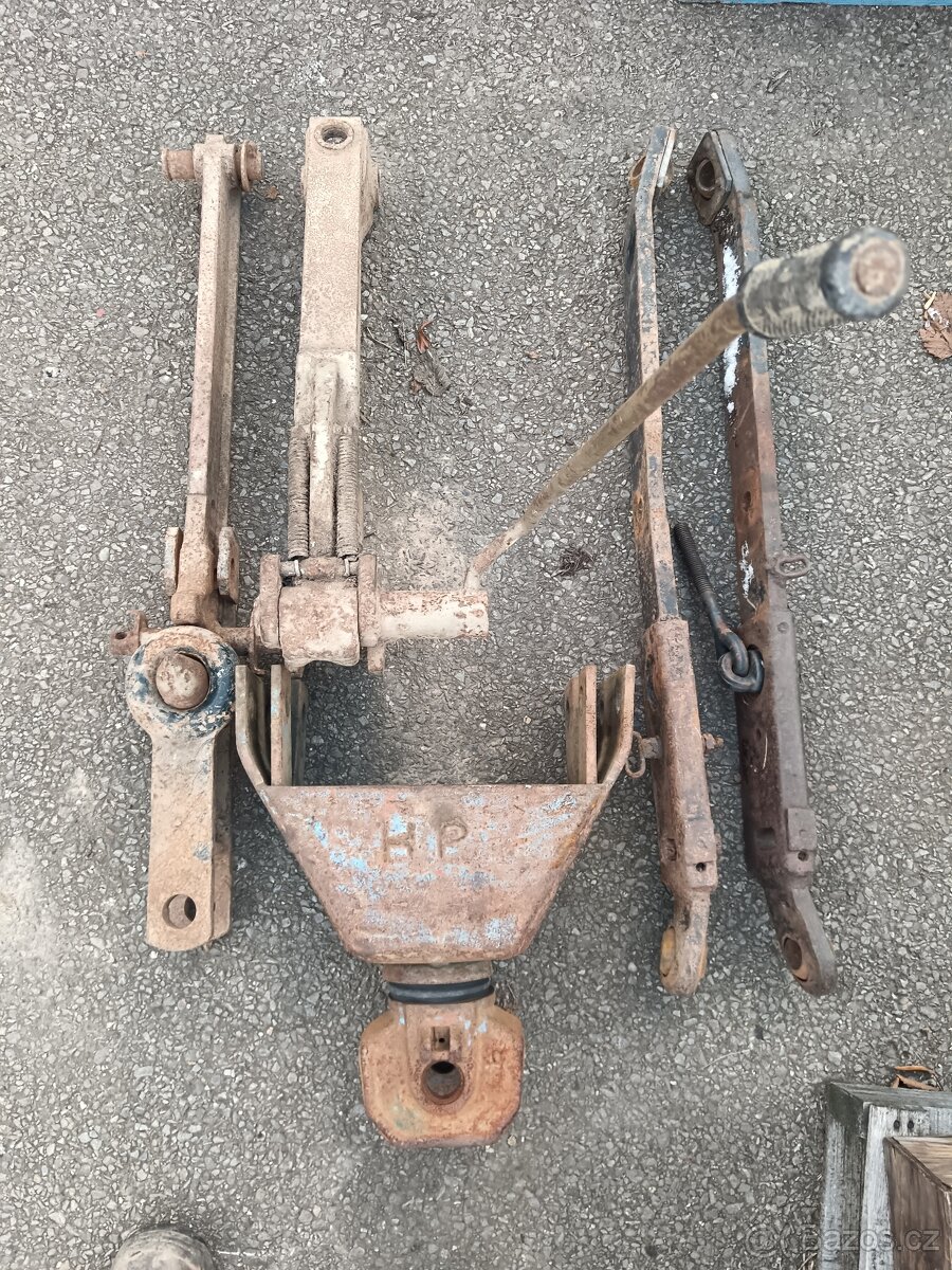 Prodám závěs ramena hydrauliky agrohak