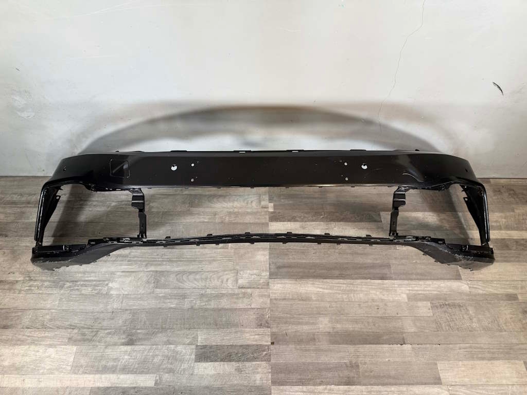 VW PASSAT B8 FACELIFT nárazník R-LINE 6xPDC LB7R 3G0807221G