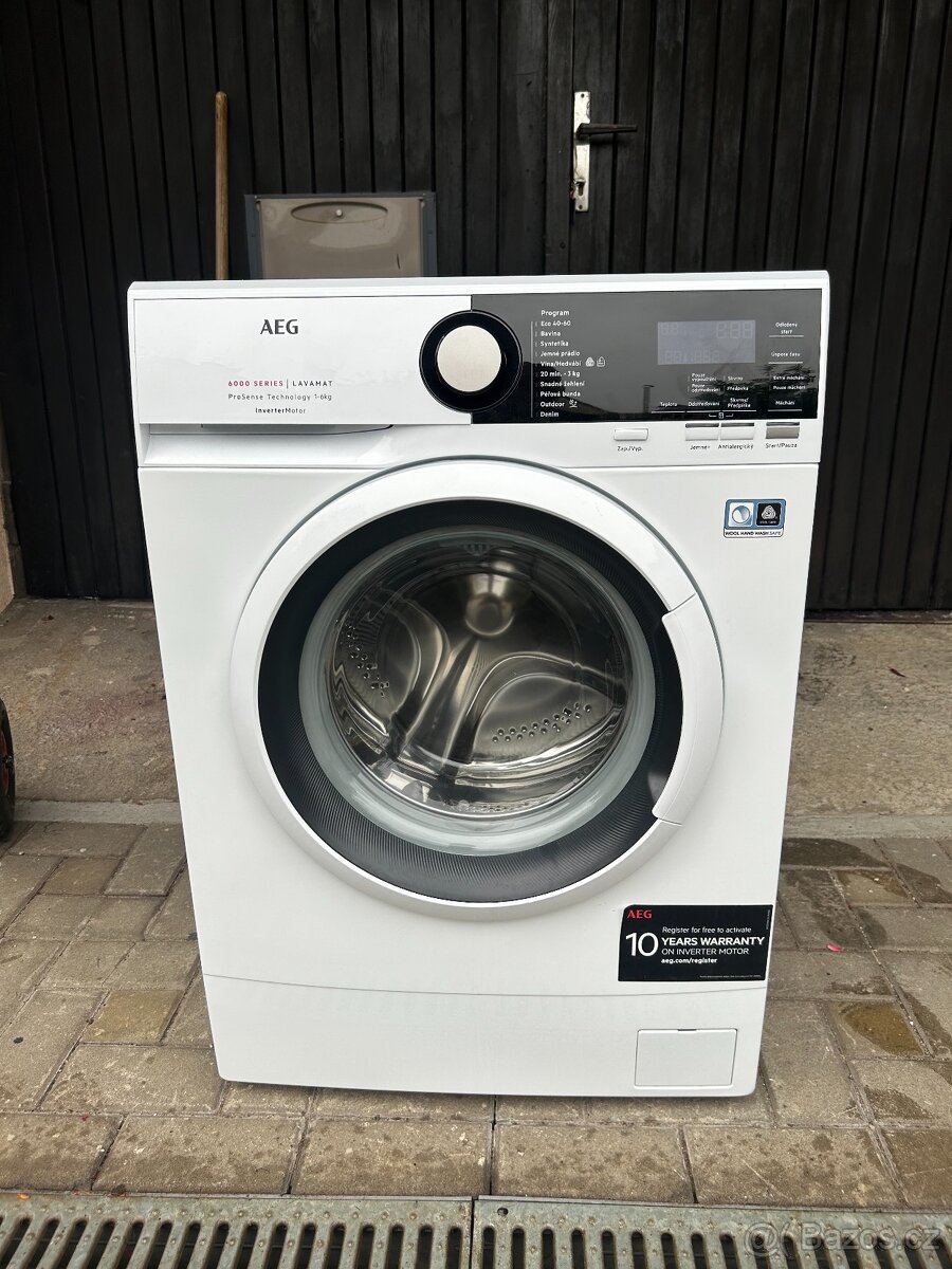 Pračka AEG ProSense™ L6SNE26IWC bílá