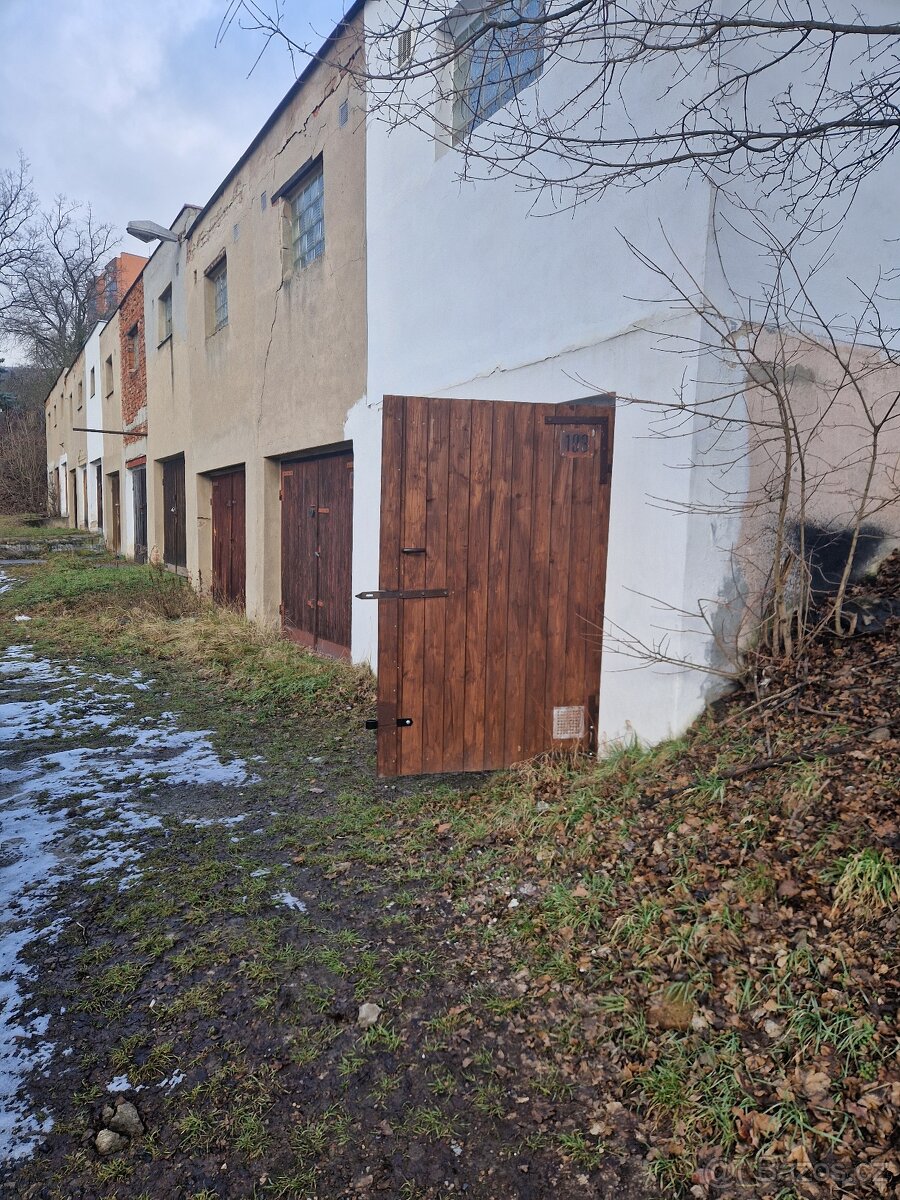 Garáž na prodej Krupka Hamry