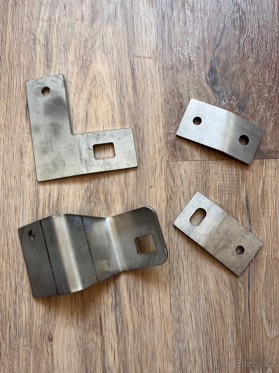 Snížení sedačky Mitsubishi Evo