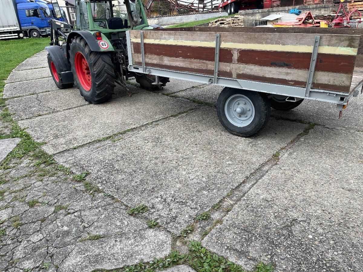 Kára za traktor