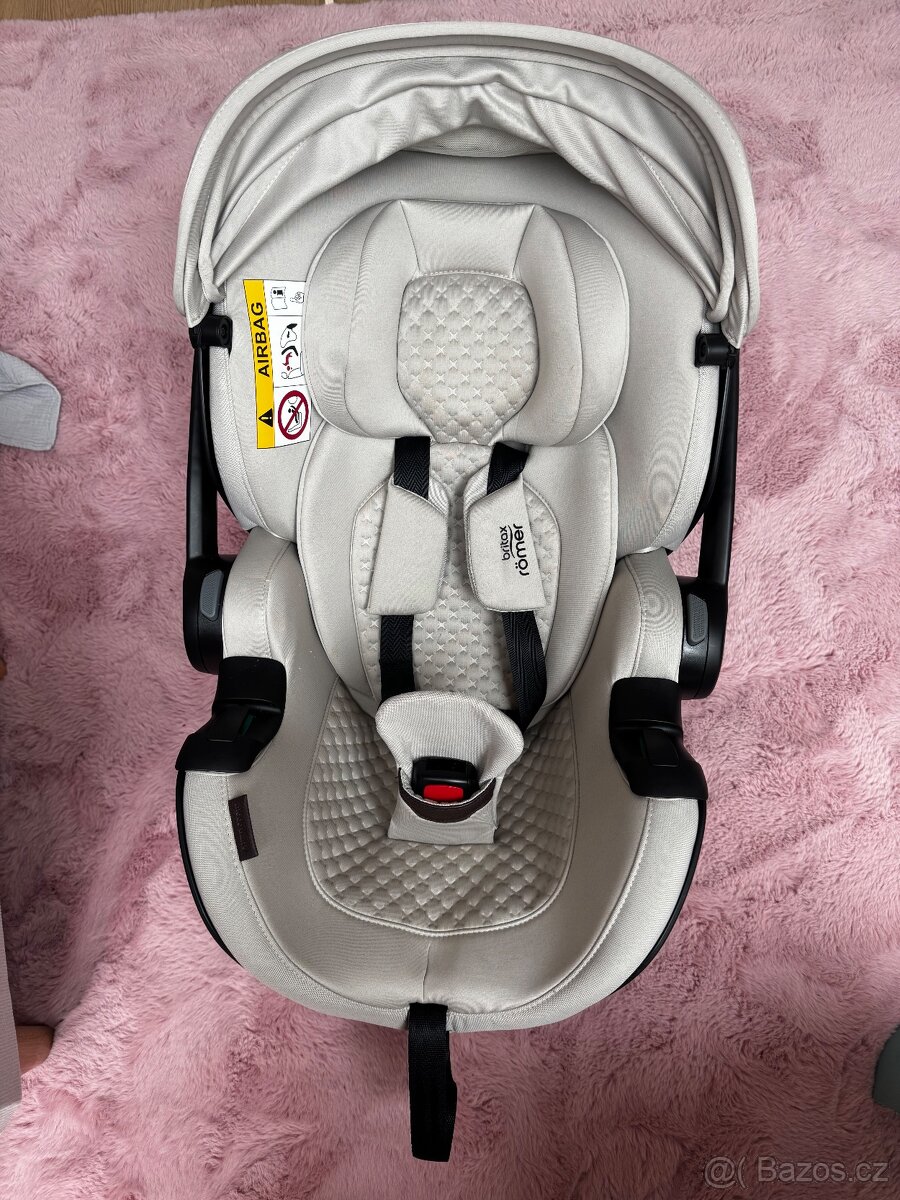 Autosedačka “vajíčko” Britax Römer Baby Lux V záruce
