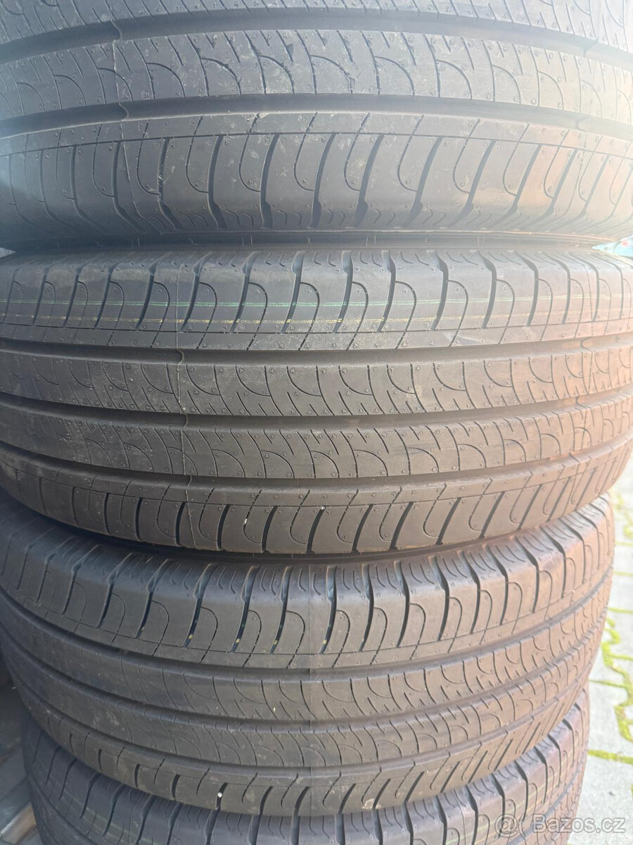 Pneu + disky Renault Trafic 3 -215/65 R16C