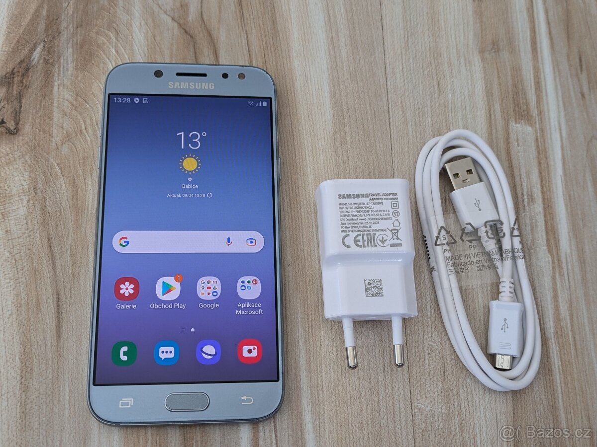 Samsung Galaxy J5 Duos (2017)- 5,2" AMOLED/ NFC/ LTE