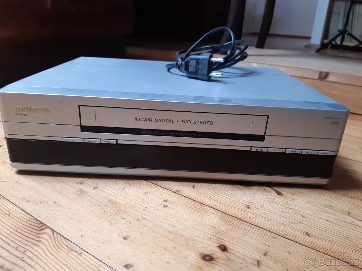 VHS videorekordér Thomson VTH6400E - zcela funkční, bez ovla