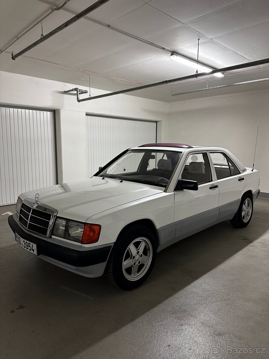 Mercedes Benz 190D 2.0