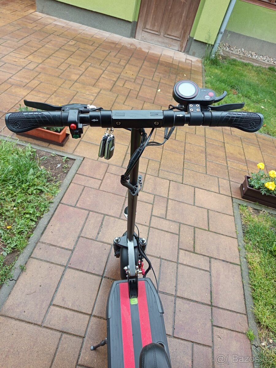 Eloktrokoloběžka