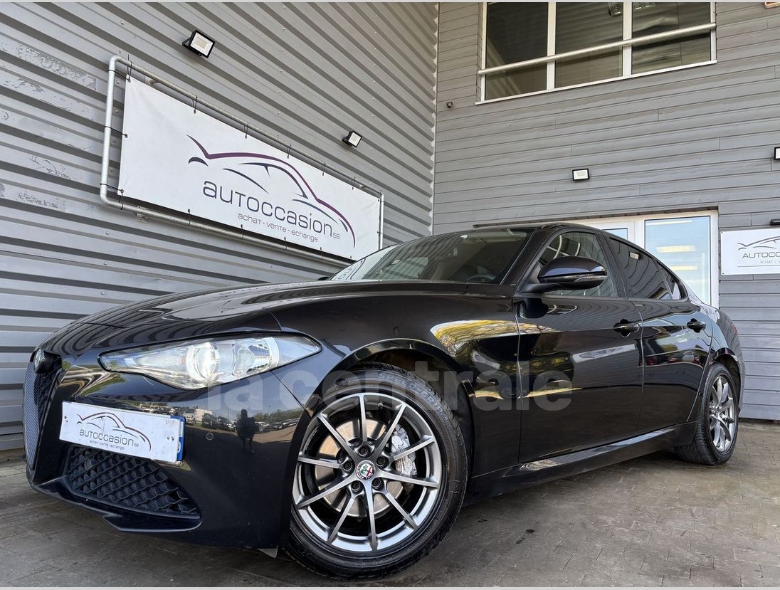 ALFA ROMEO II 2.2 136 GIULIA AT8F rok 08/2018