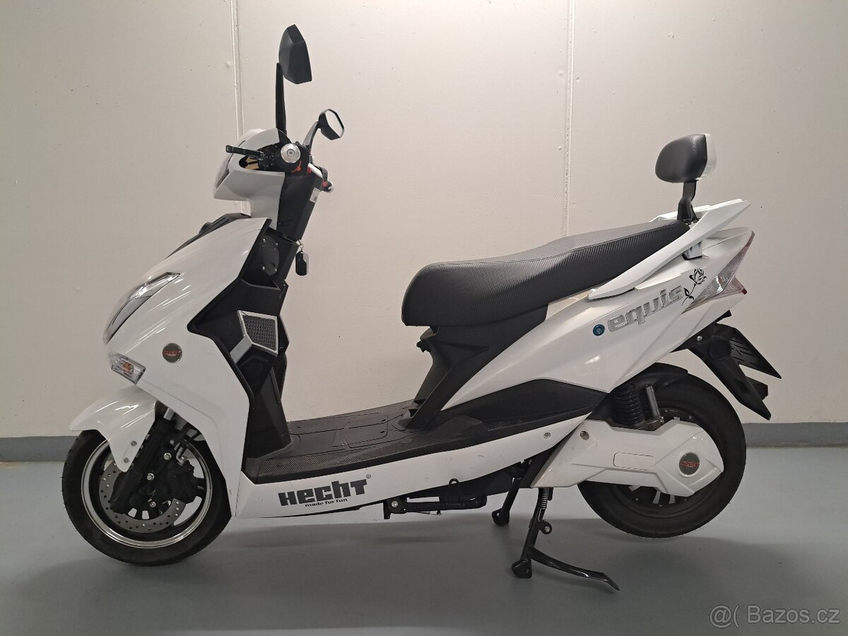 Elektroskútr Hecht Equis ( najeto 138km, má nové baterie )