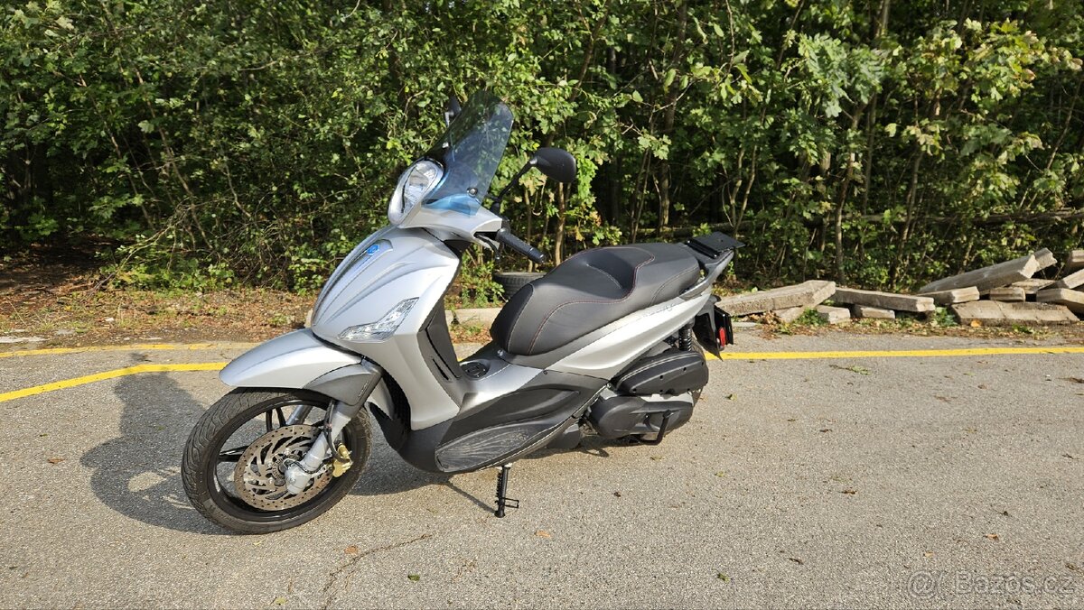 Piaggio Beverly 350