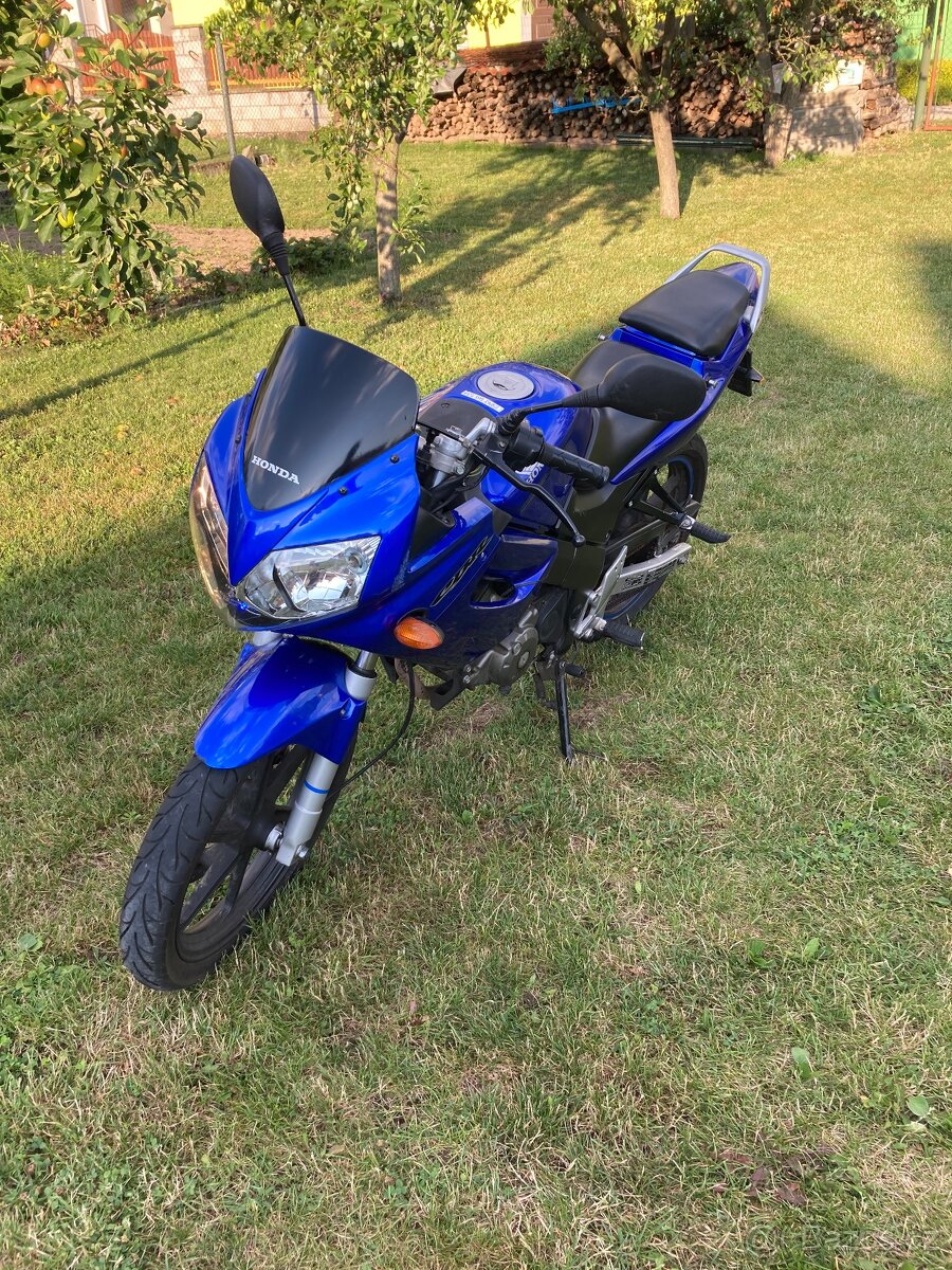 Honda cbr 125r