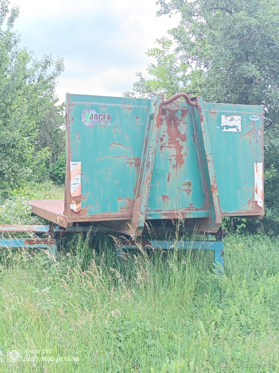 Plošina na kontejnerové auto