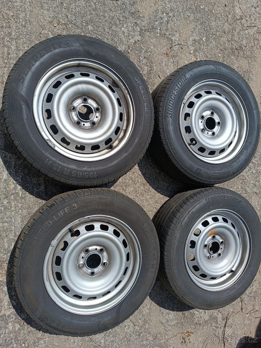 Berlingo / Proace City - disky 6,5x15 et42 + letní 195/65/15