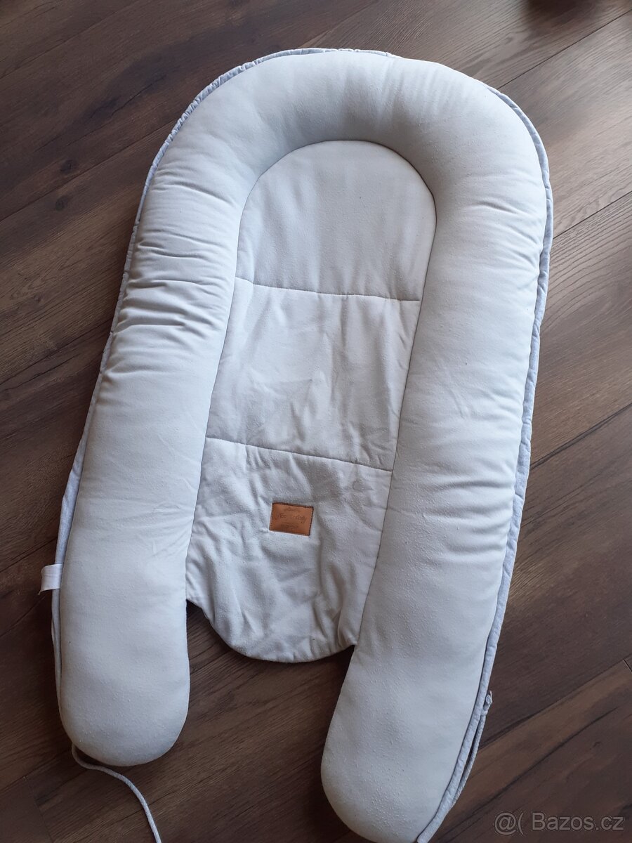 Hnizdecko pro miminko