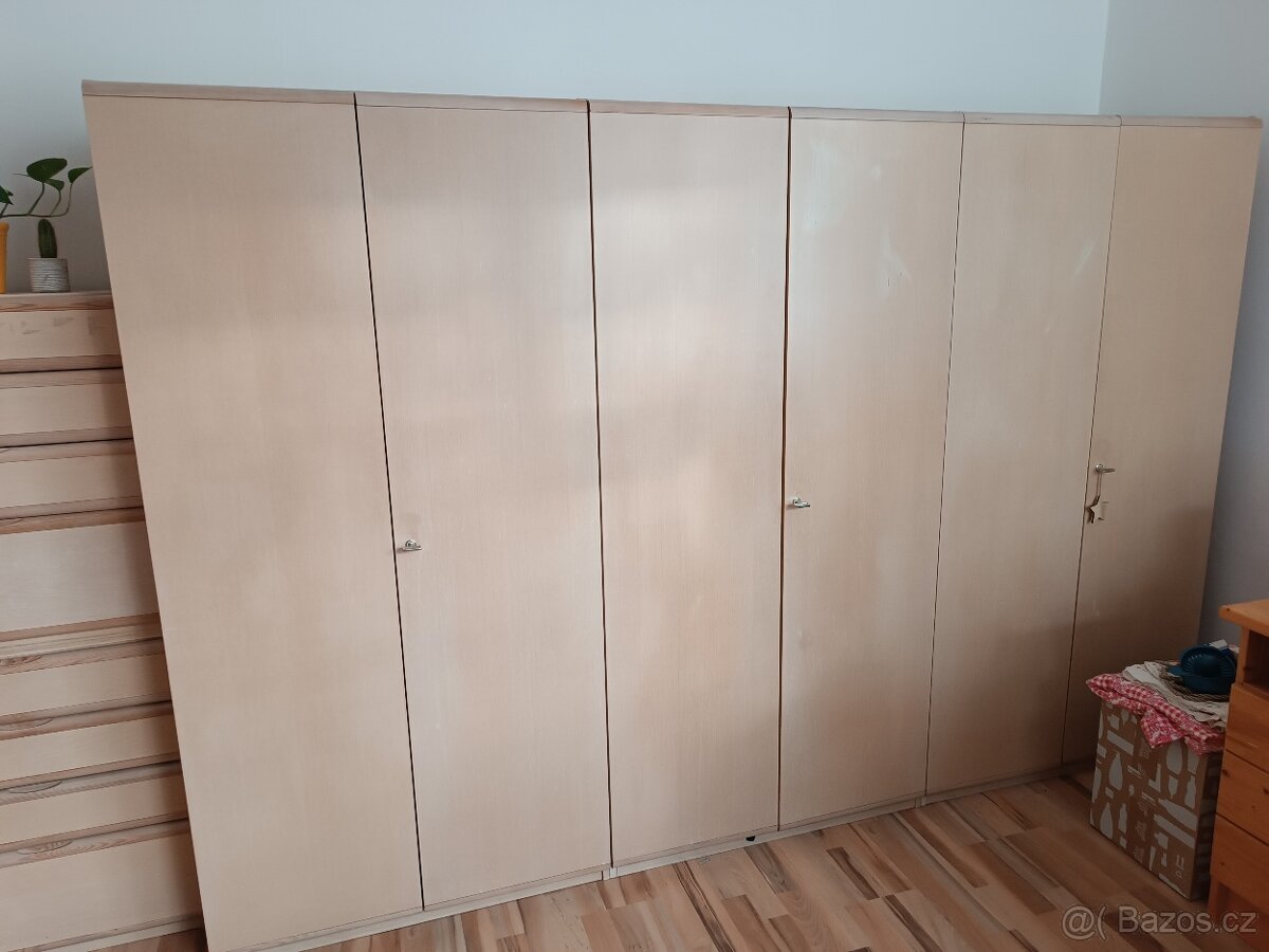 Světla skříň - 3ks