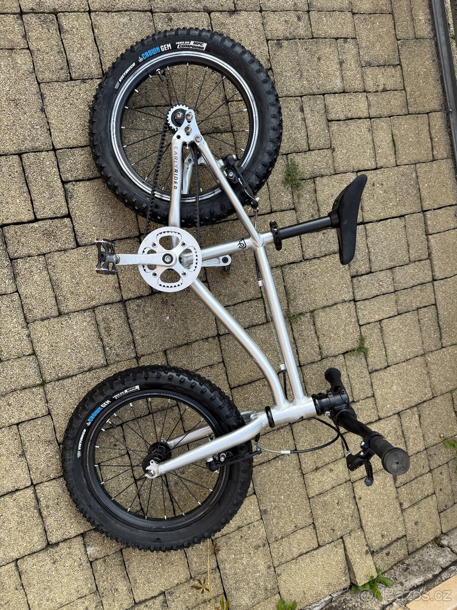 Early rider seeker 16