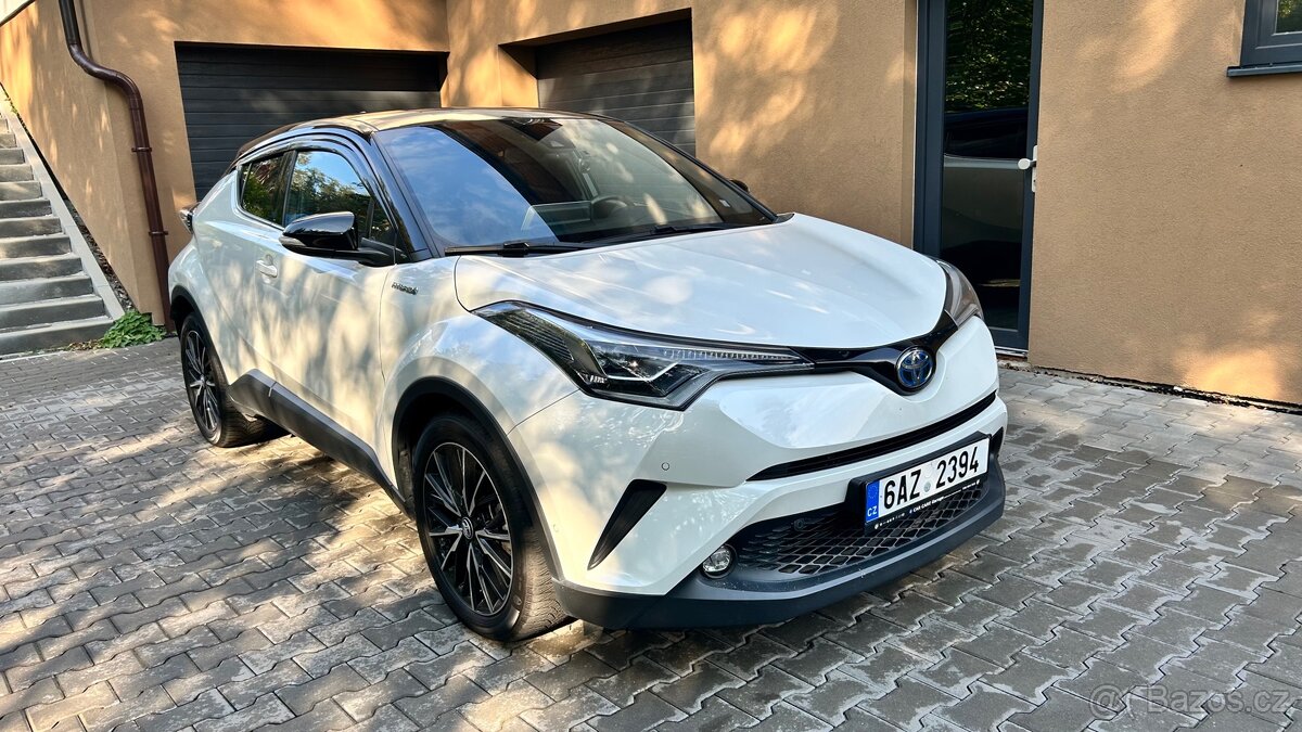 Toyota C-HR 1.8 hybrid 2018 Selection 85tis. Km