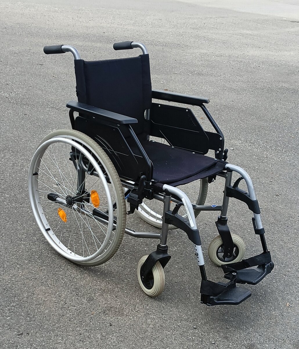 Invalidní vozík XL Dietz šířka sedu 45cm t4