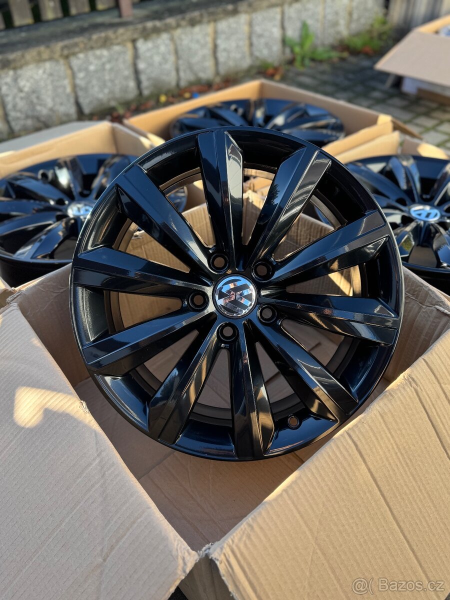 ORIGINÁL Alu Volkswagen Passat B7, B6 R17, 5x112 - TOP STAV