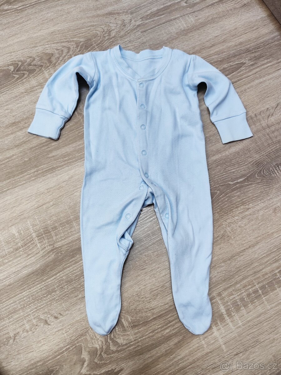 Světle modrý overal