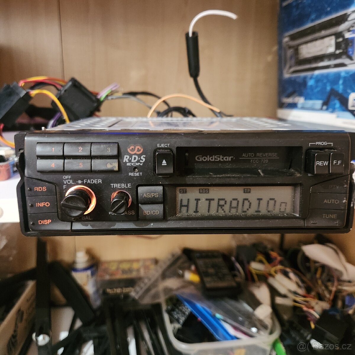GoldStar TCC-720 šuplik kazetové autoradio youngtimer