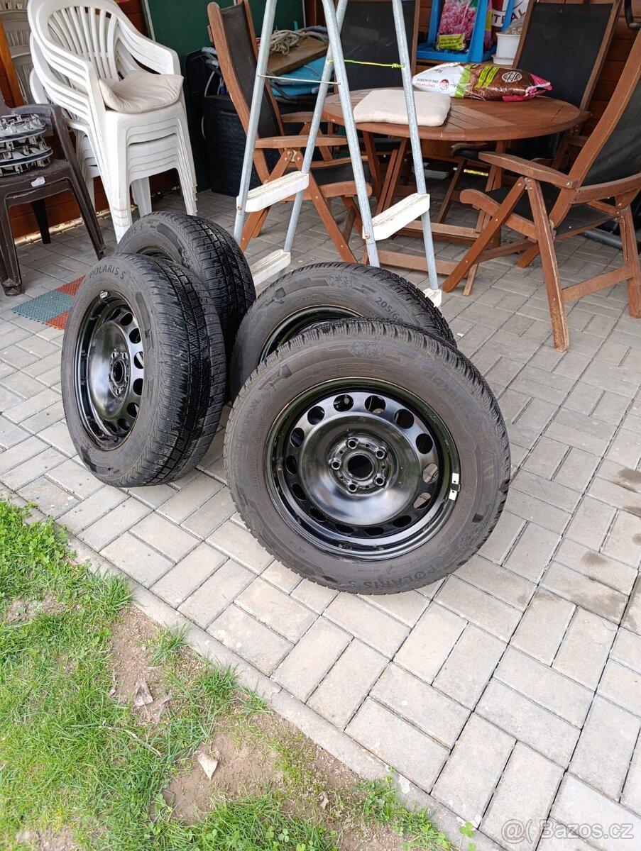 Prodám sadu 4 disků + zimní gumy