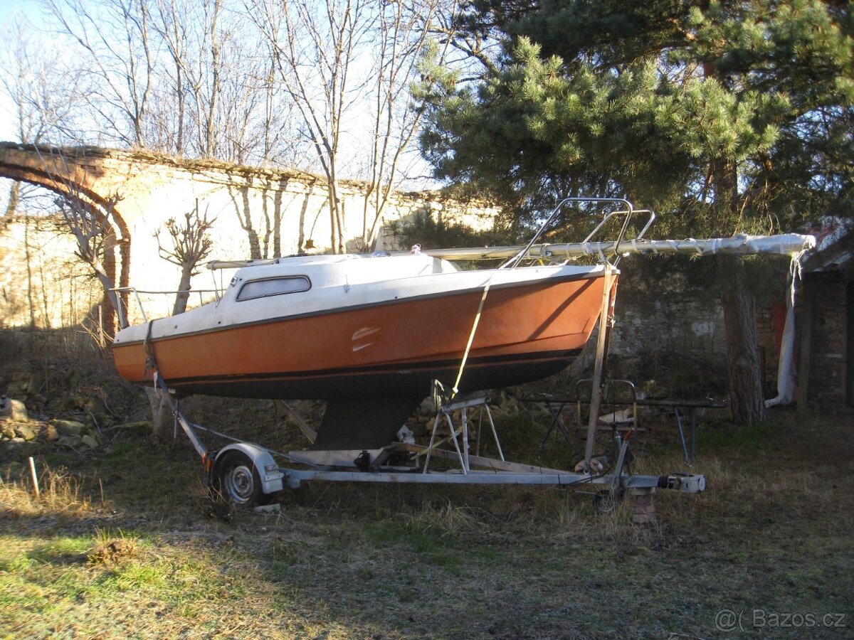 Kajutová plachetnice