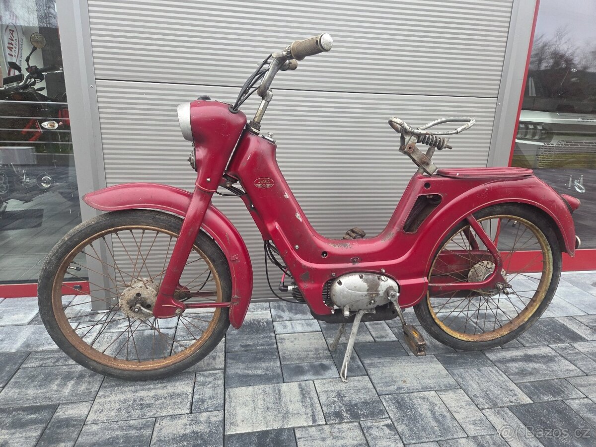 Jawetta typ 551 červená