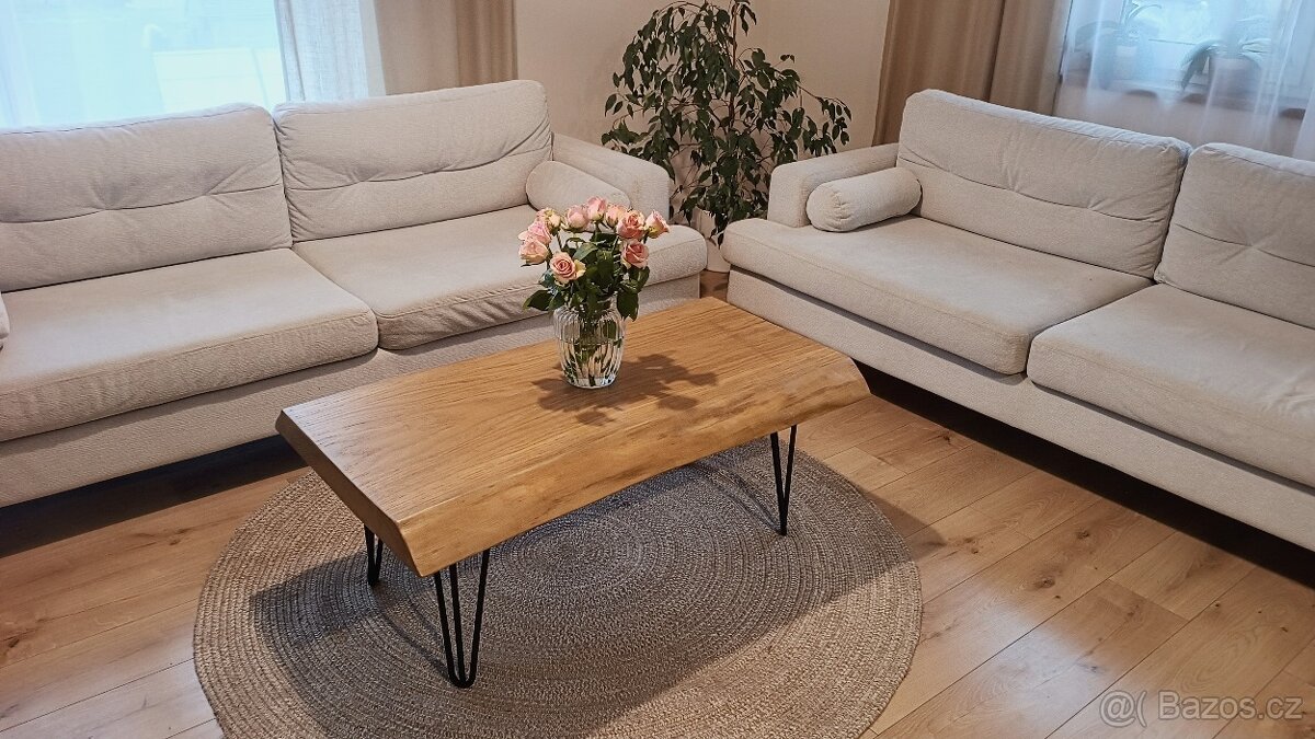 Konferenční stůl masiv DUBOVÝ MONOLIT