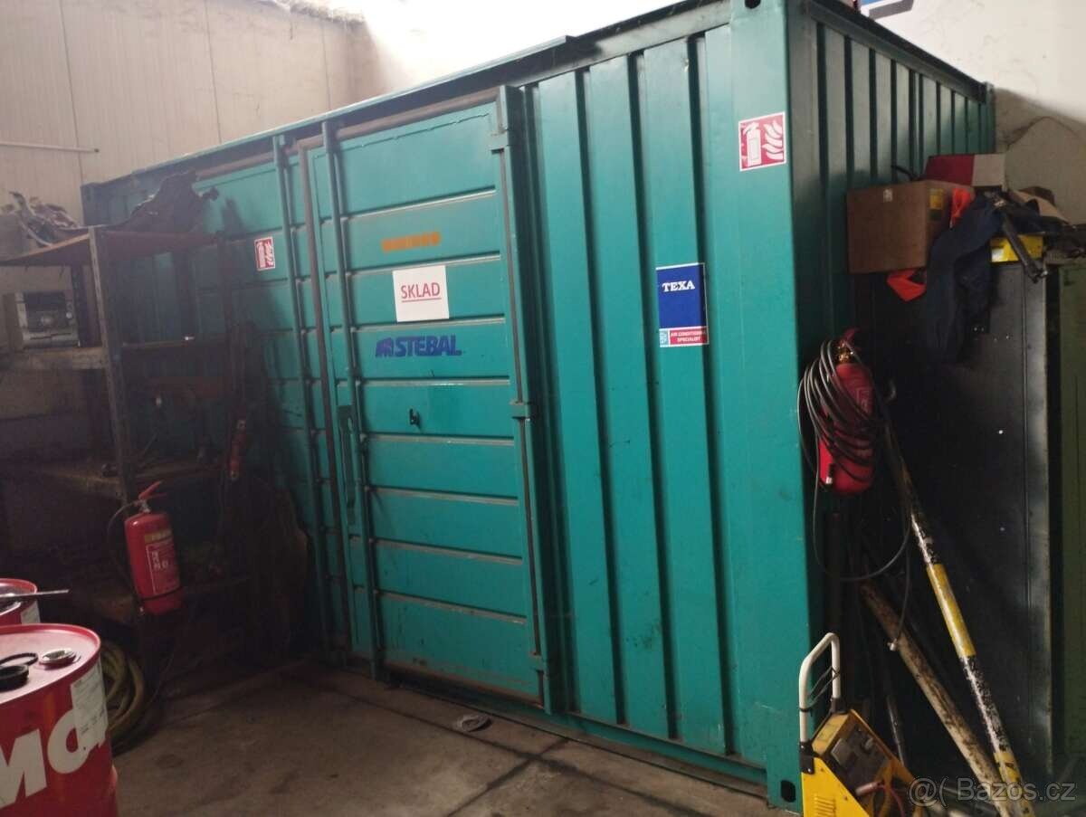 Přepravní lodní kontejner 4,5 x 2,5 x 2 metry