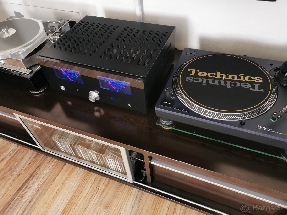 Gramofon Technics SL 1200