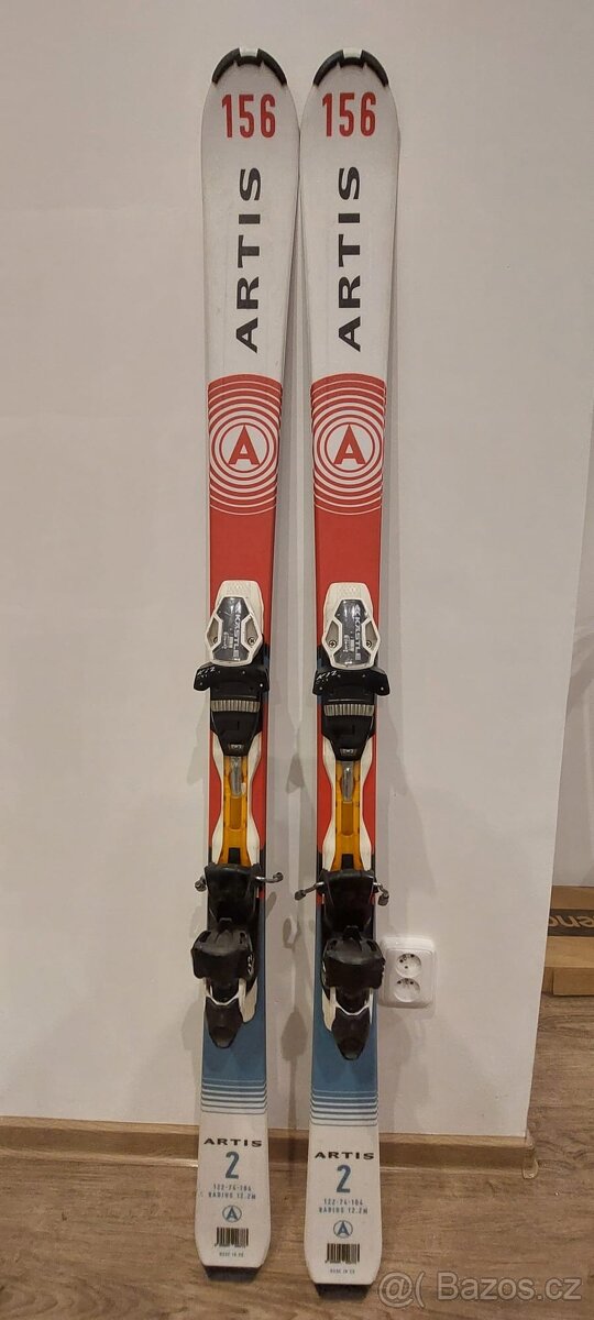 Carvingové lyže Artis