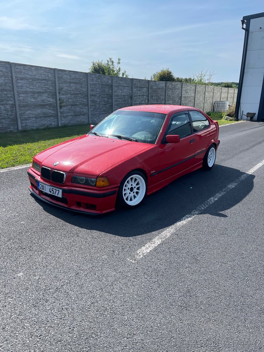BMW e36 340i v8,m60b40