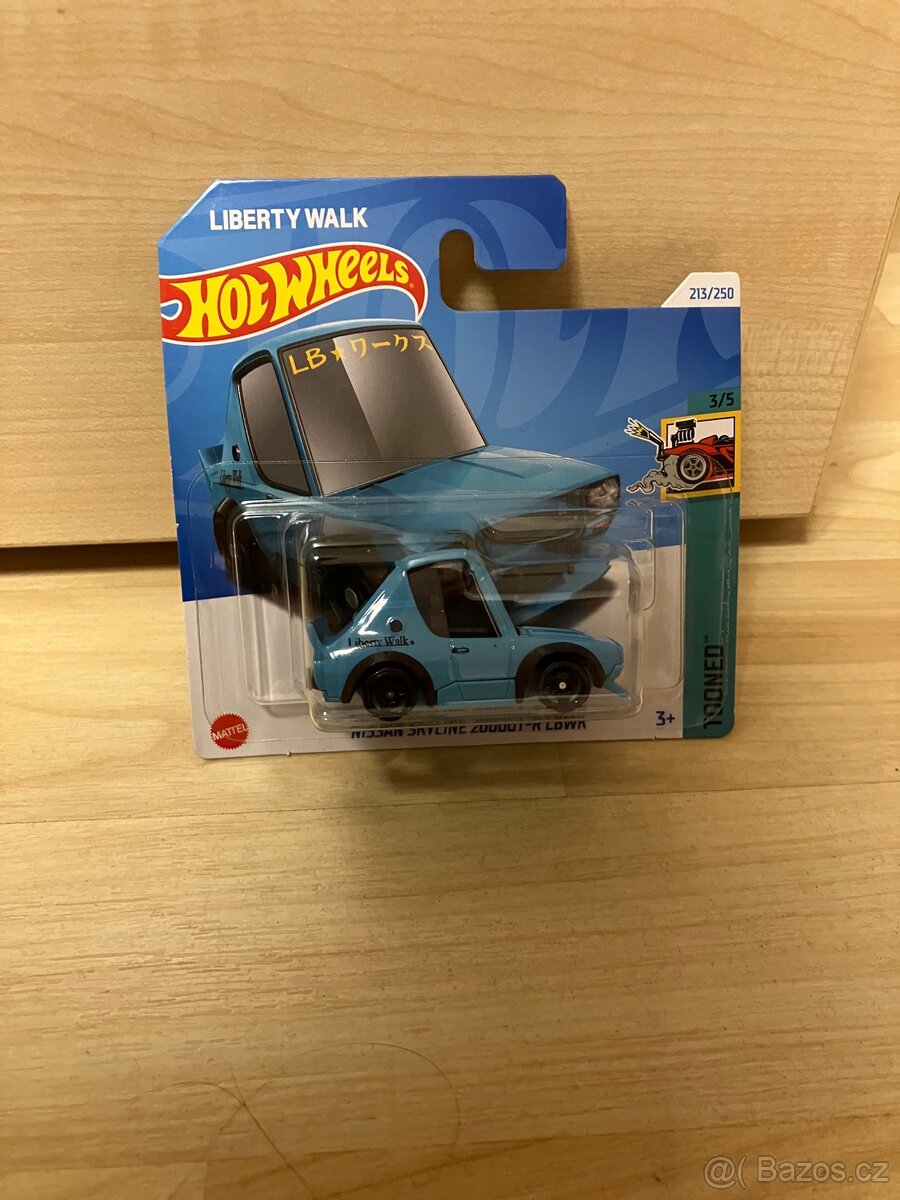 HW Nissan Skyline 2000GT-R LBWK