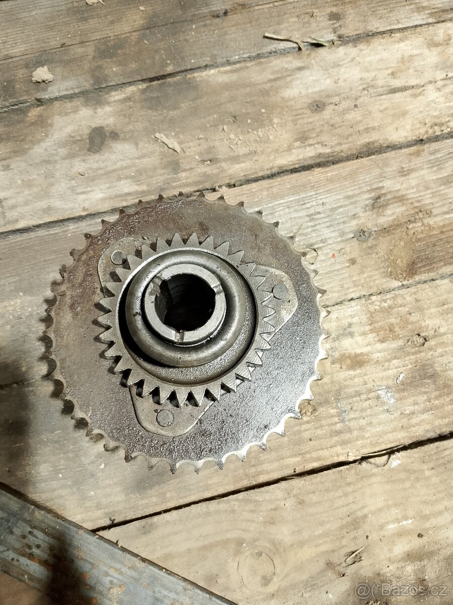 Spojkový koš ČZ 175