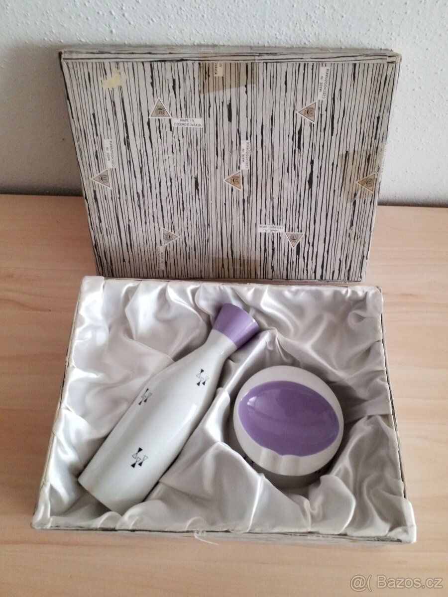 Sada Royal Dux, váza