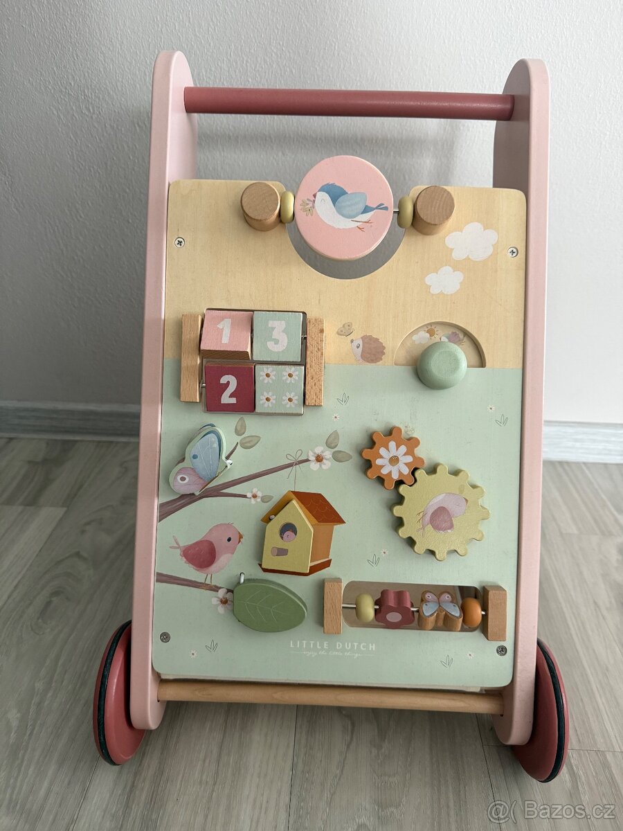 Little dutch drevene choditko