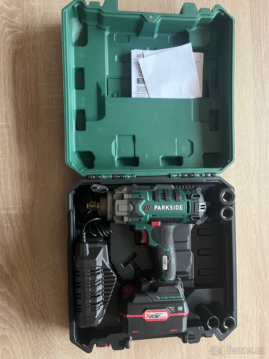 Rázový utahovák parkside