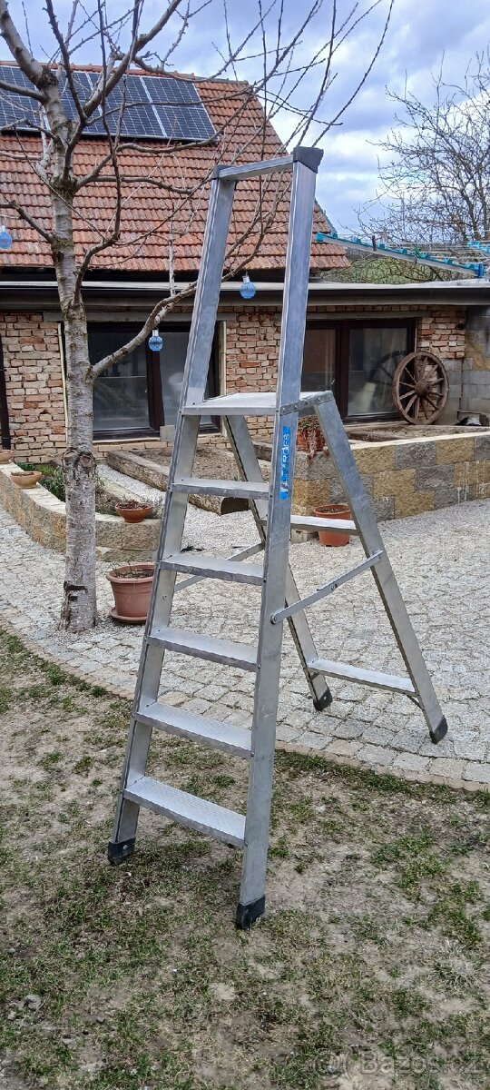 Schůdky, štafle