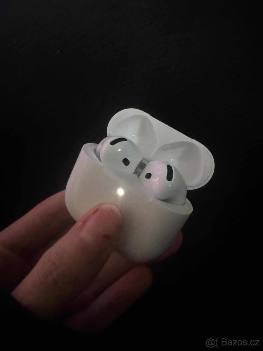 Airpods 4 ANC