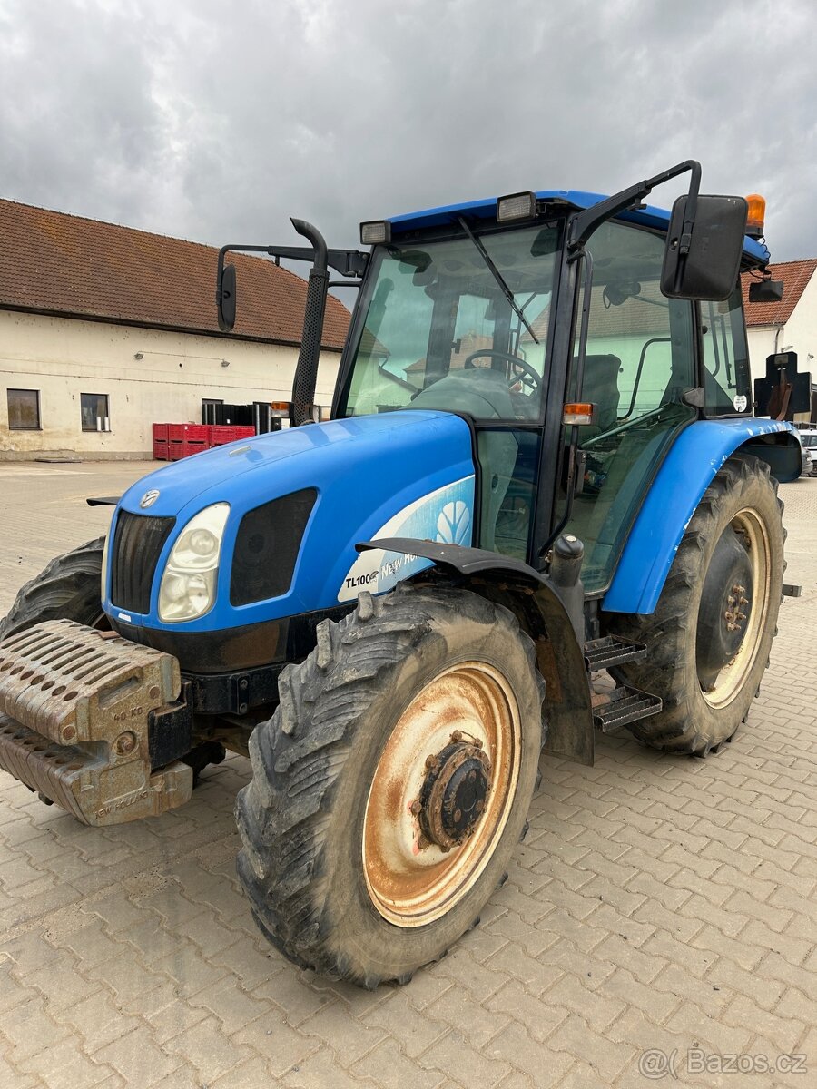 Traktor New Holland TL100 - rok 2007