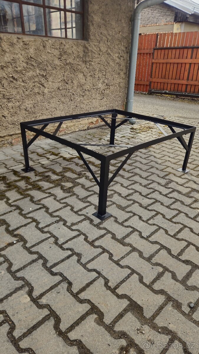 Stojan pod kubíkovou nádrž / ibc kontejner