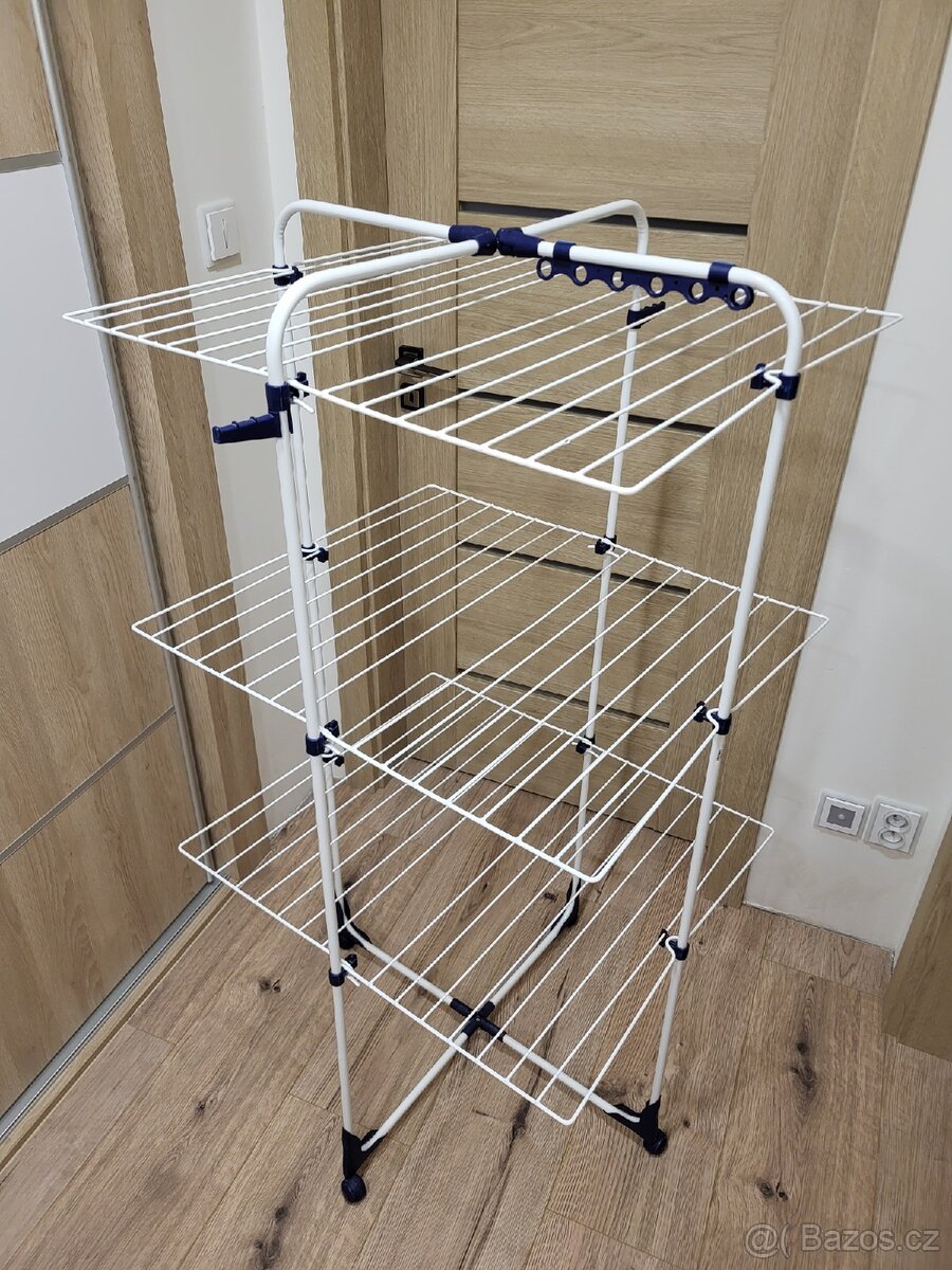 Sušák Leifheit Tower 340